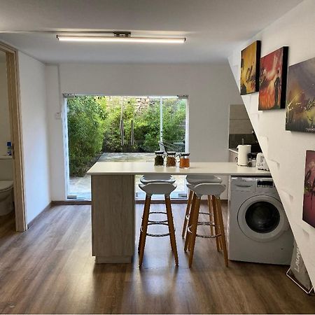 Modern City Center Appartment Saripolou 利马索尔 外观 照片